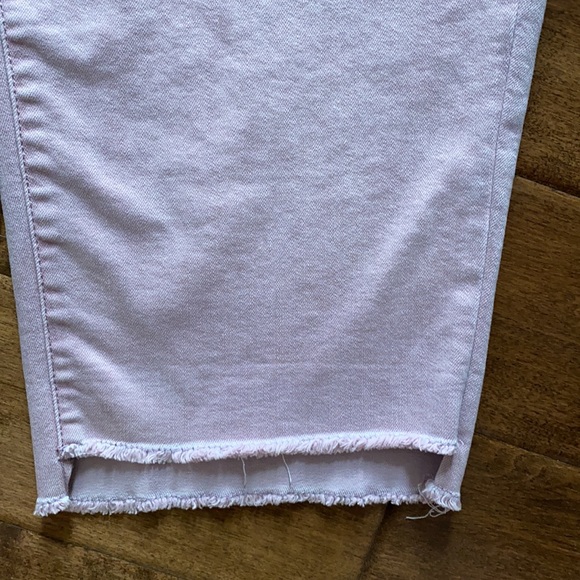 Light purple denim capris - Picture 3 of 5